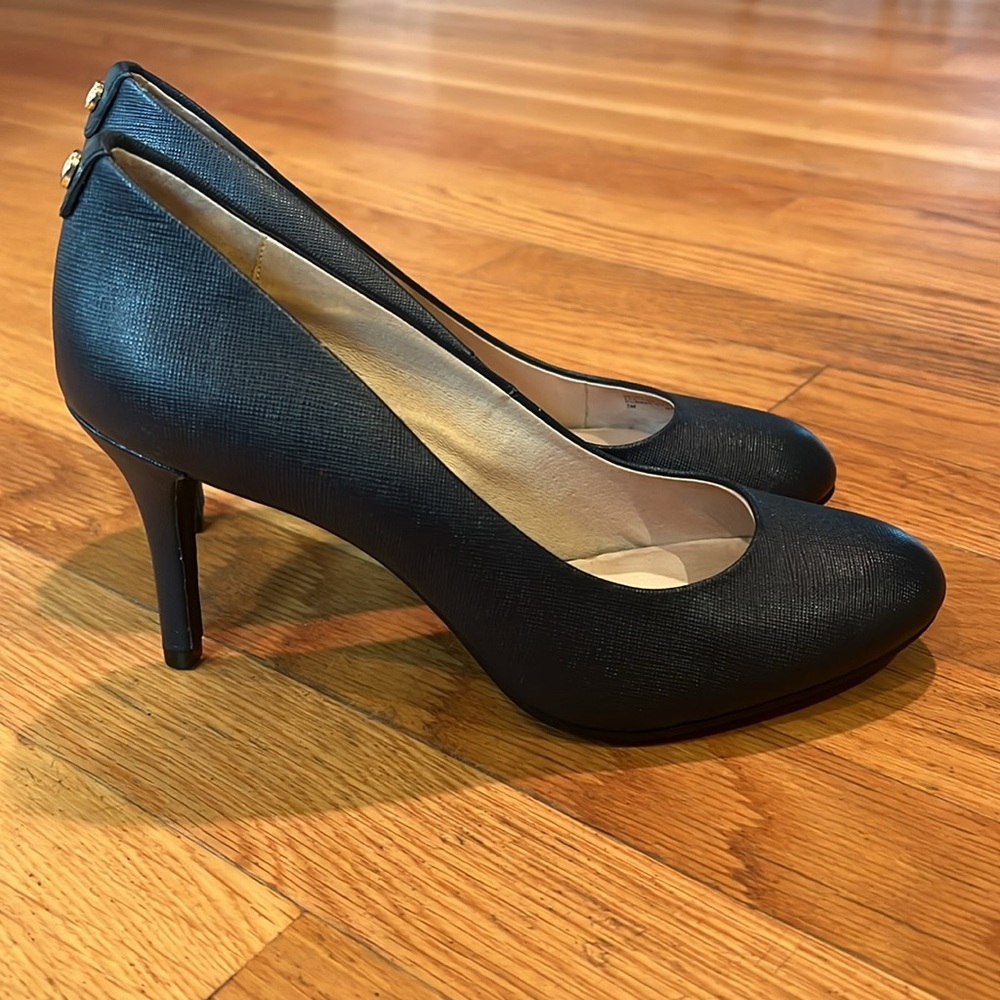 Michael Kors navy round toe heels. Size 7.